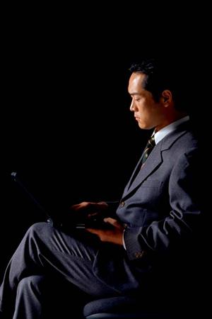 大阪での交通事故に強い弁護士を選ぶためのポイントと成功事例